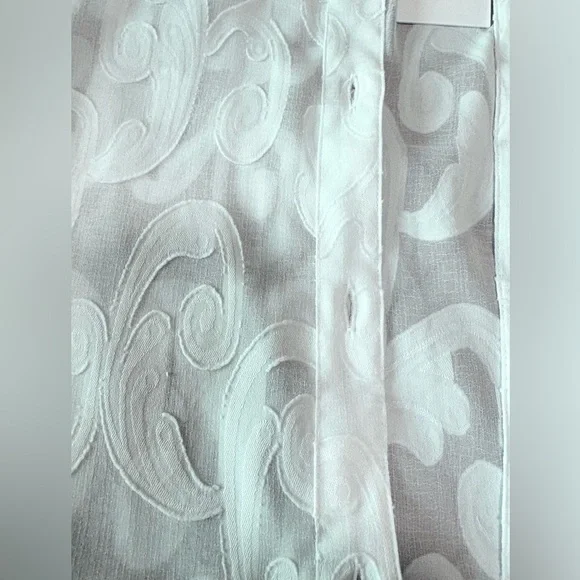 Lilly Pulitzer Linley Cover-Up in Resort White - Picture 8 of 9